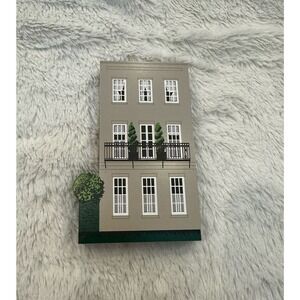 Sheila’s Collectibles #CHS 62 South of Broad (Tan), Charleston, SC in Box